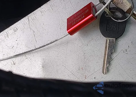 1988 Chevrolet Corvette из США, поврежденный, VIN 1G1YY2184J5108243